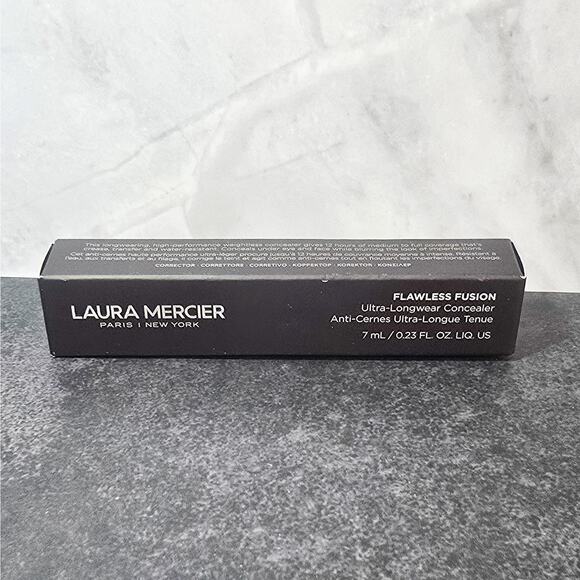 Laura Mercier New Flawless Fusion ultra long wear concealer in 4C 7 ml - Picture 3 of 9